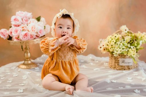 新野2岁宝宝只喝奶不吃饭 新野2岁宝宝只喝奶不吃饭